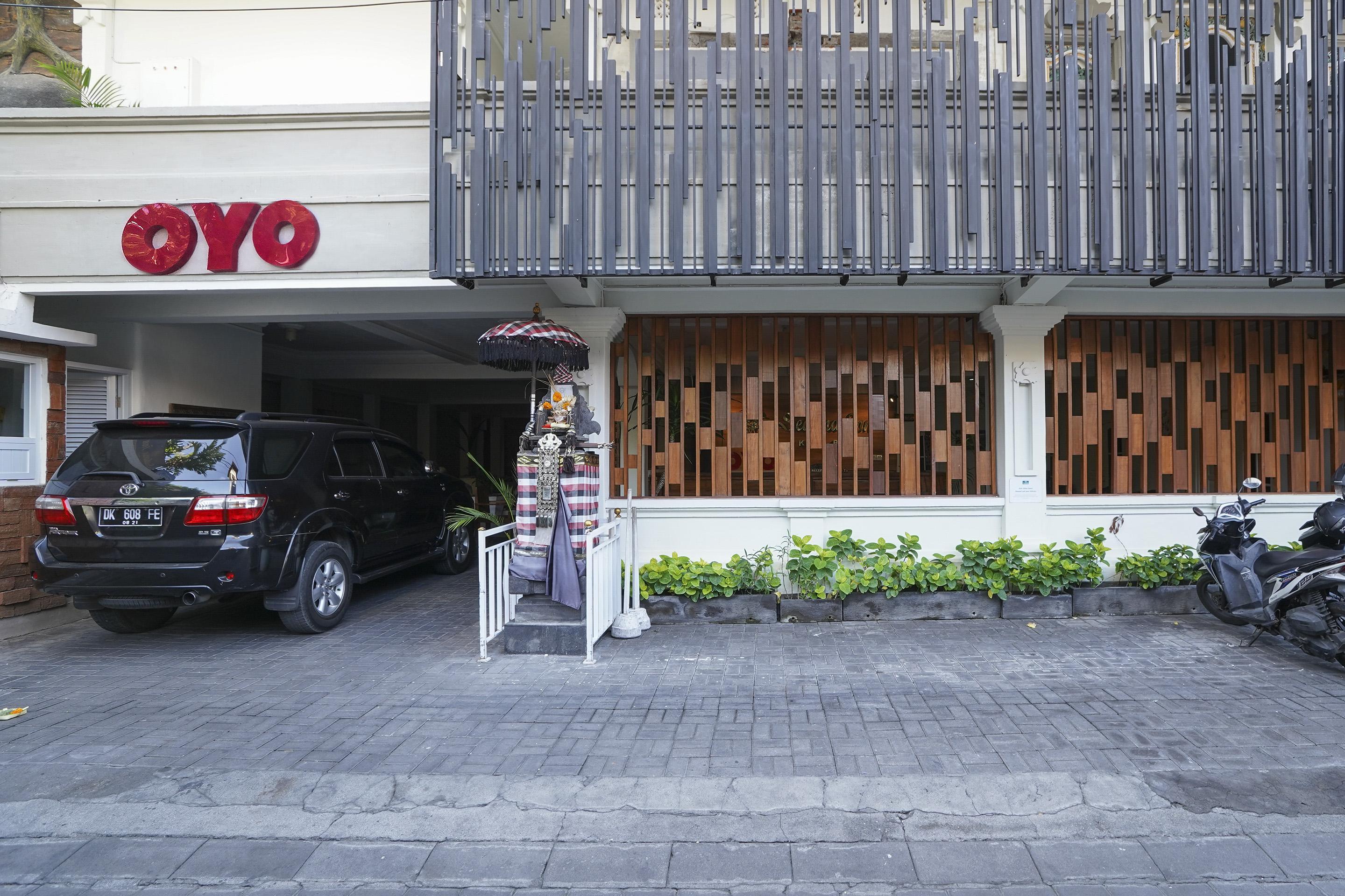 Oyo 1934 Sedana Inn Kuta  Exterior photo