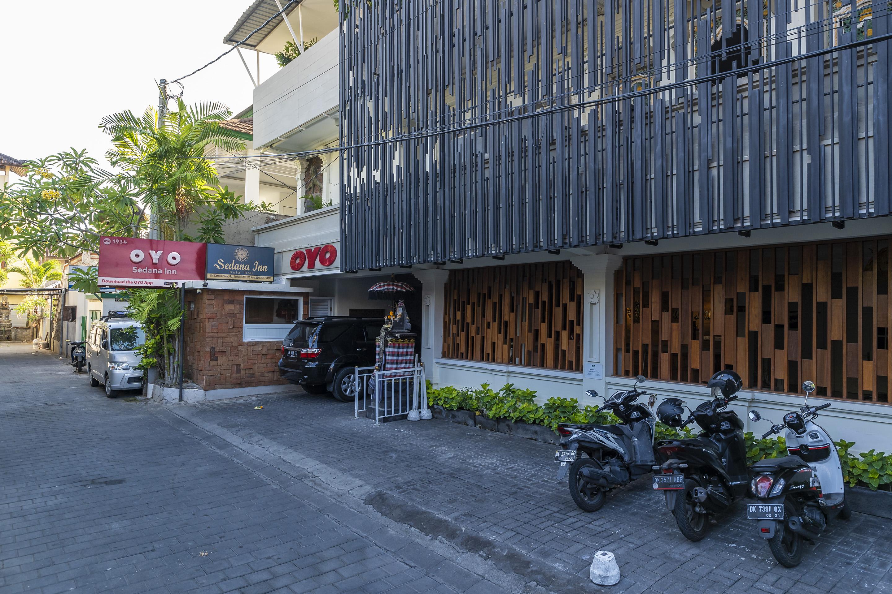 Oyo 1934 Sedana Inn Kuta  Exterior photo